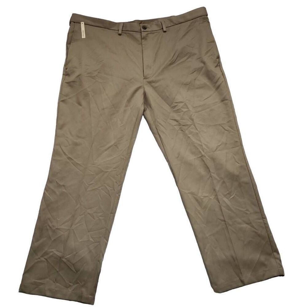 Haggar Men's Size 44 x 30 Microfiber Khaki Classic Fit Pants